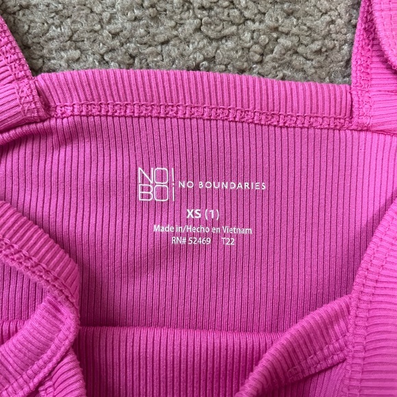 Super cute Walmart tank top size XS - Picture 2 of 2